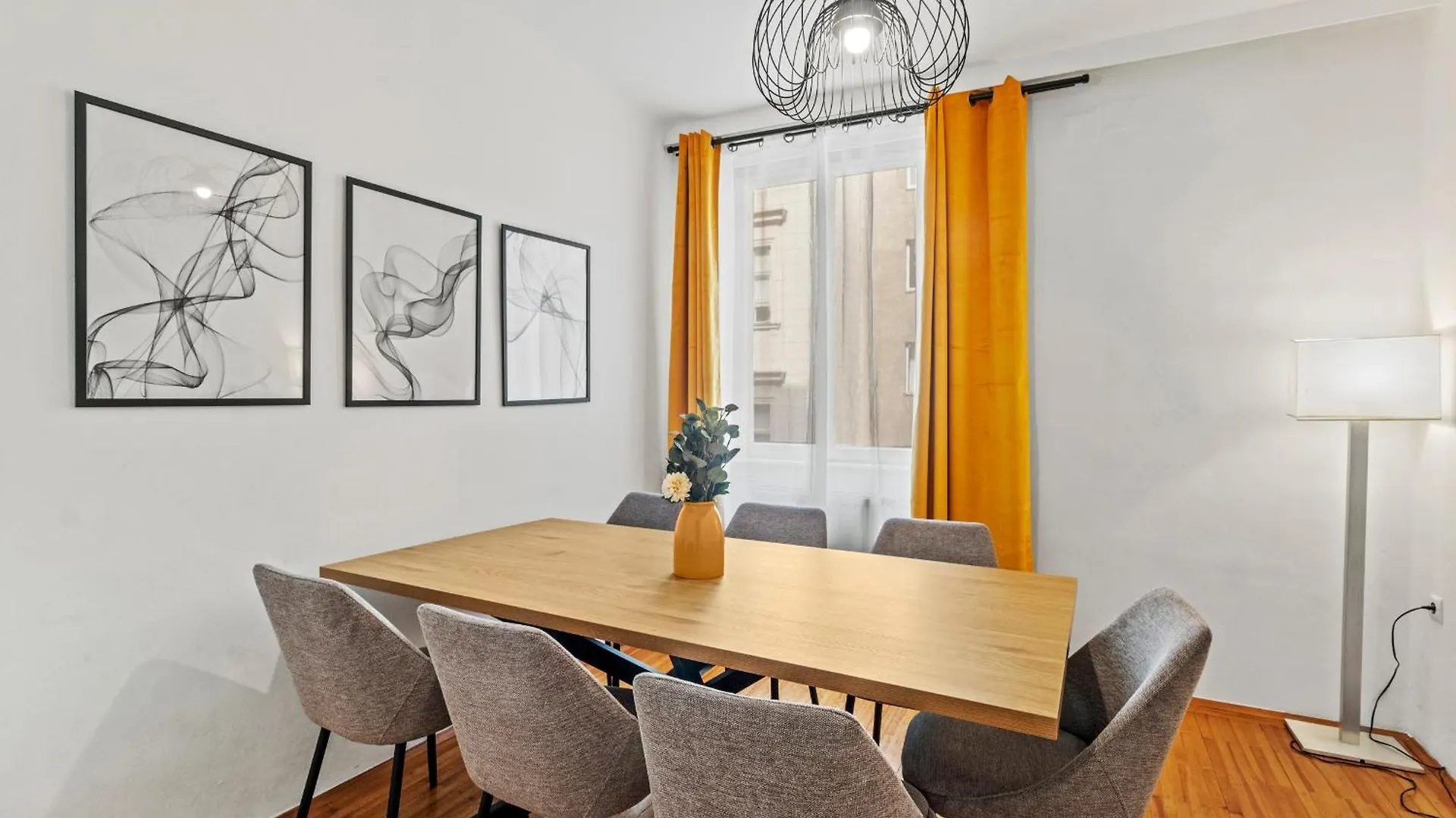 Appartement Central 4-Br-Apartment For Up To 12 People Vienne